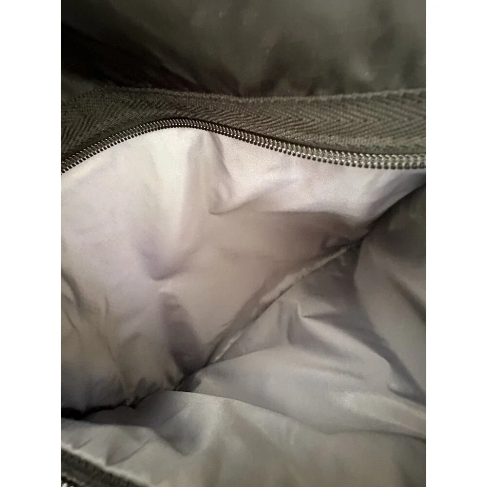 LeSportsac Route Black Backpack Multi Zipper Clean - Picture 9 of 16